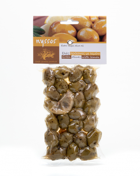 Grüne Oliven mit Zitrone und Knoblauch